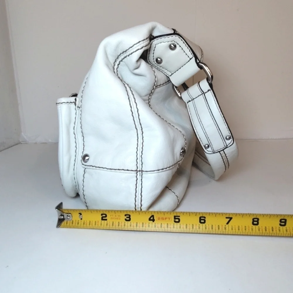 Tignanello crema shoulder bag extra large.